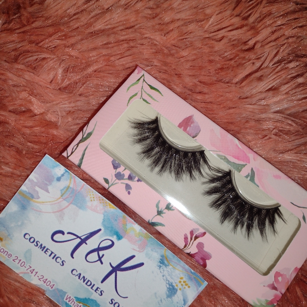 Cosmetic - Picture 8 of 14